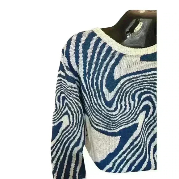 Women's Blue and White Modern Geometric XXL 2LX Sweater Long Sleeve Crew Neck - Picture 3 of 8